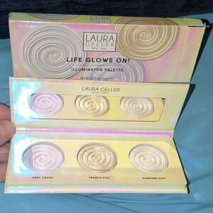 Life Glows On illuminator palette by Laura Geller